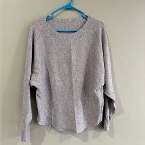 Villa Milano Oatmeal Dolman Soft Sweater Medium